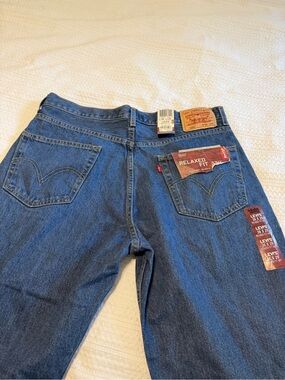 NWT 2007? Levi's 550 Men's Relaxed Fit Jeans - Blue with Brown Patch